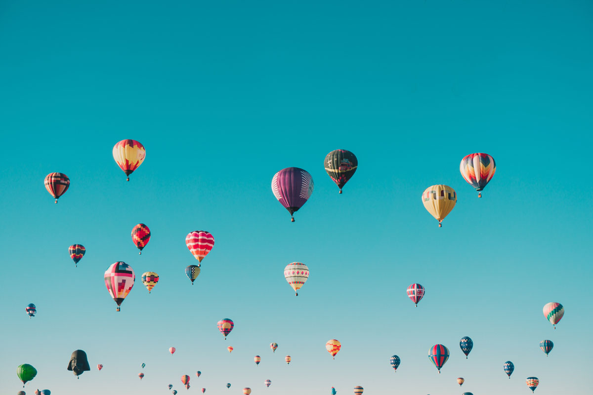 Go high high – World’s first massive balloon flying held in Canada