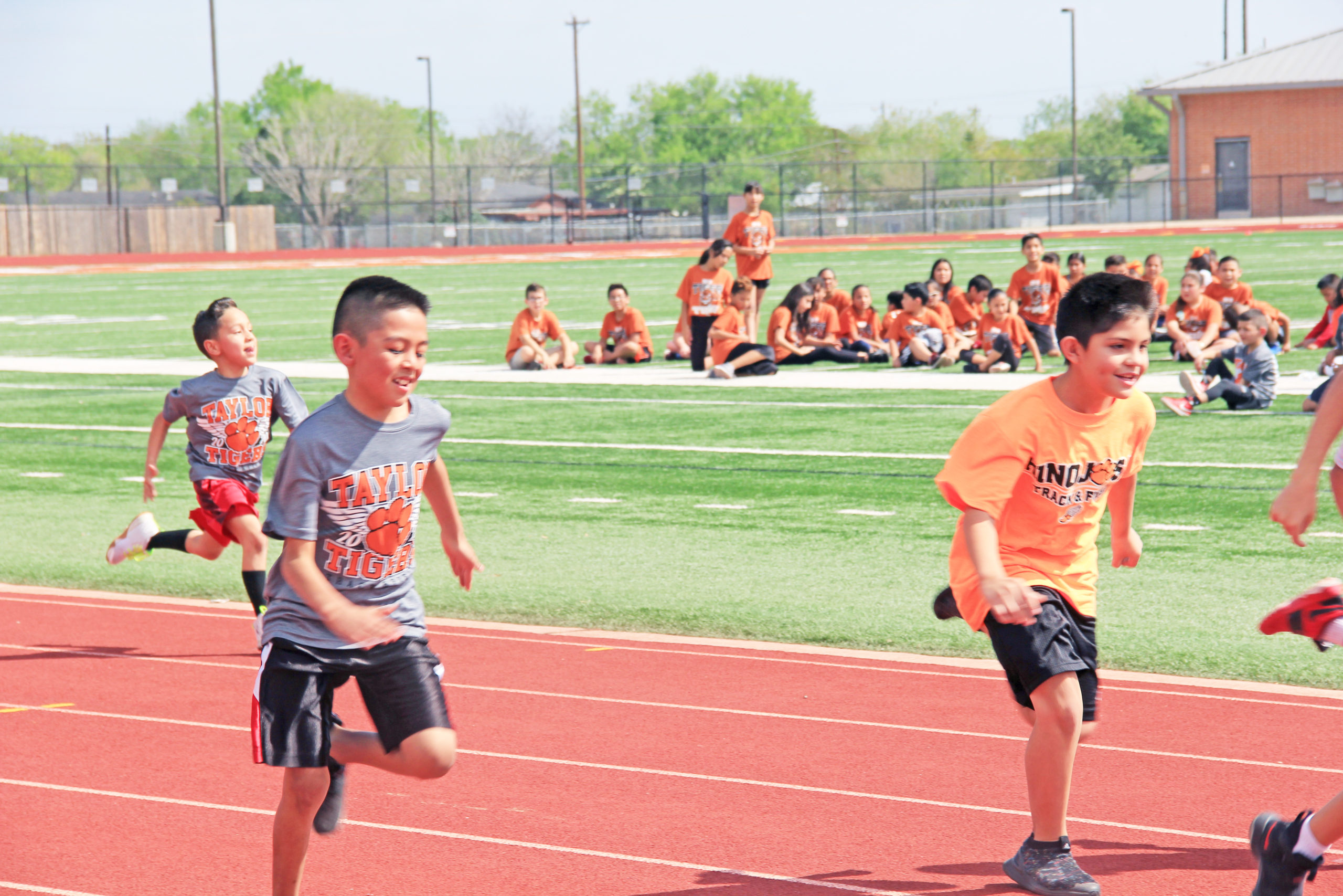 Young runners collide at 2020 Tiger relays