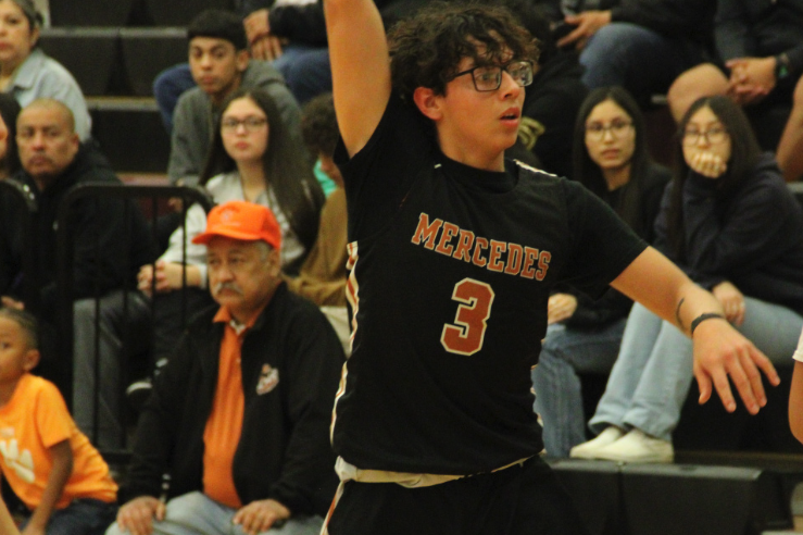 Q&A with Frank Fernandez, Mercedes High Tigers Junior Shooting Guard