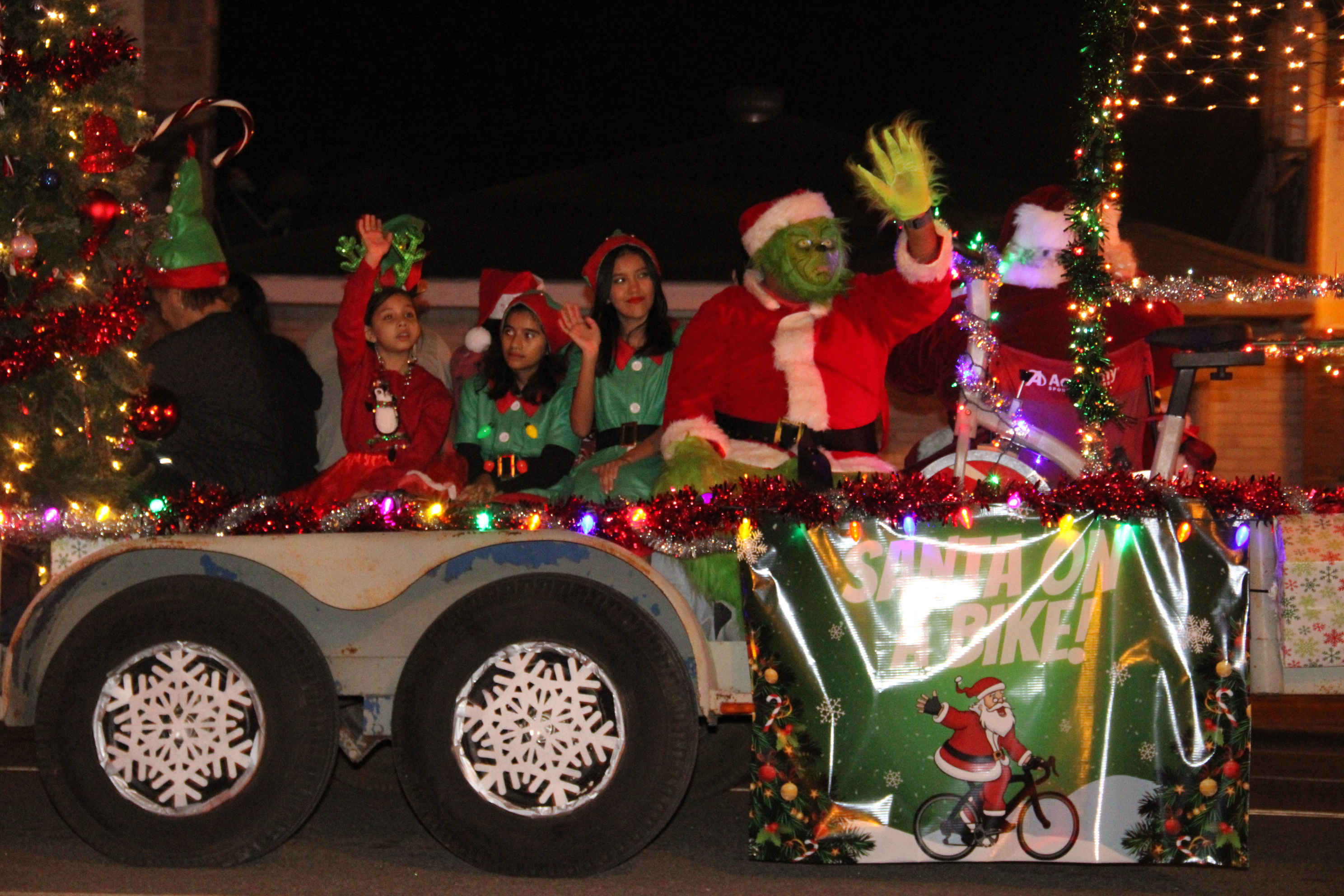 City of Mercedes Superhero Lighted Christmas Parade 2023 photos